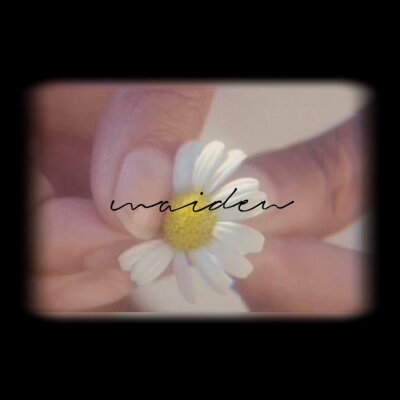 daisy香水广告
微博©写真迷