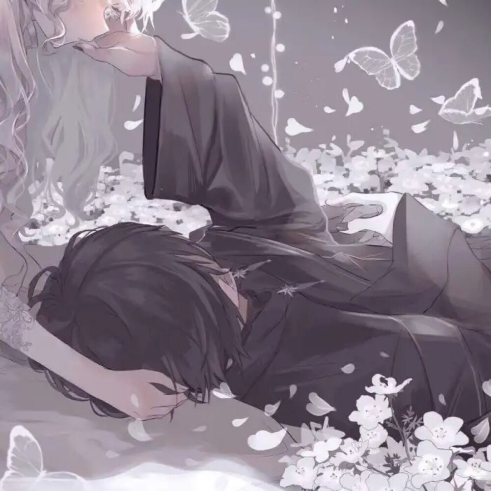 『卿』动漫情头
一眼万年