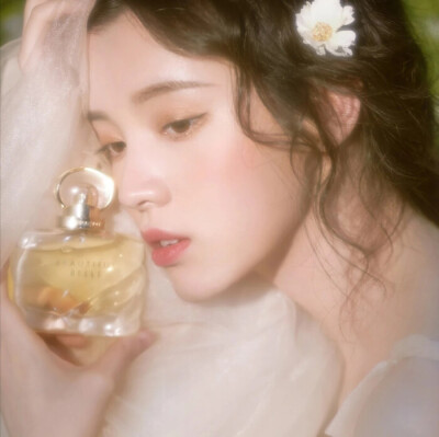 你笑起来真像好天气