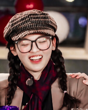 °.✩┈∘*┈杨超越头像┈*∘┈✩.°