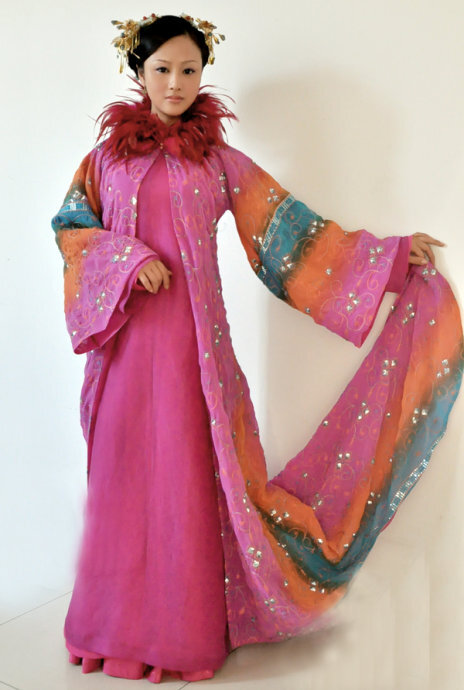 宫锁心玉
邓天晴 饰 紫烟