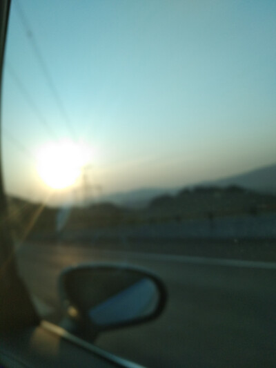 路途中的风景很美