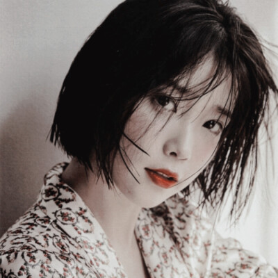  sd：#FFCBBFB9
.. ..-
容美之可人儿iU