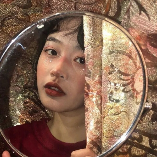 镜子/女生头像/宝藏/姜然