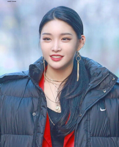 金请夏 chungha