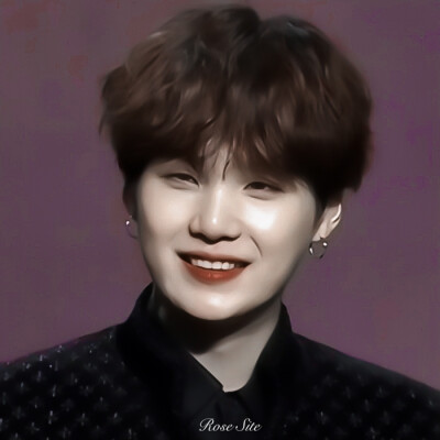 崔圣源 · SUGA ·
“其实所有的不期而遇 都是他苦心经营的蓄谋已久”