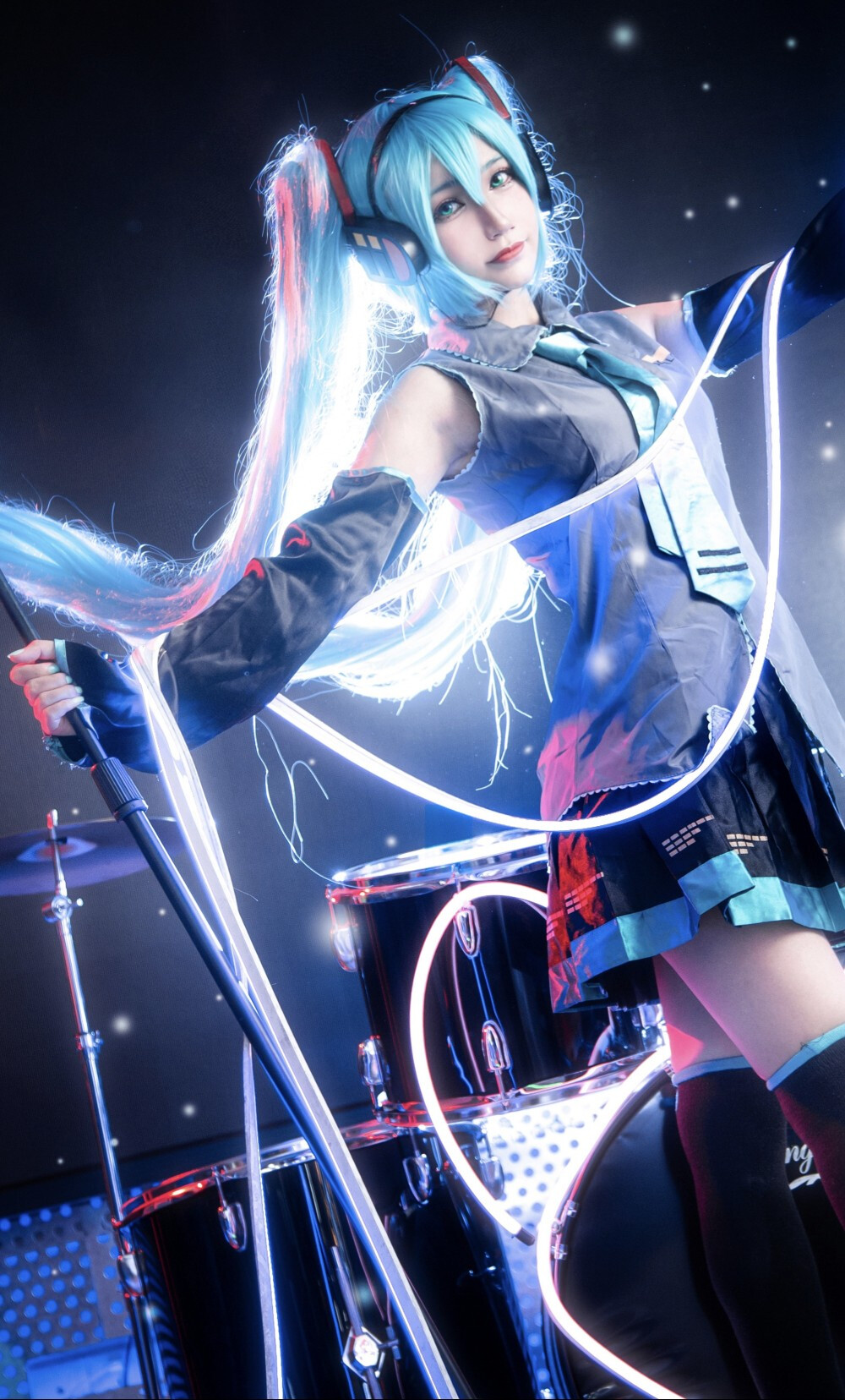 公式服初音，初音未来cosplay
初音未来cn：兔哥w
