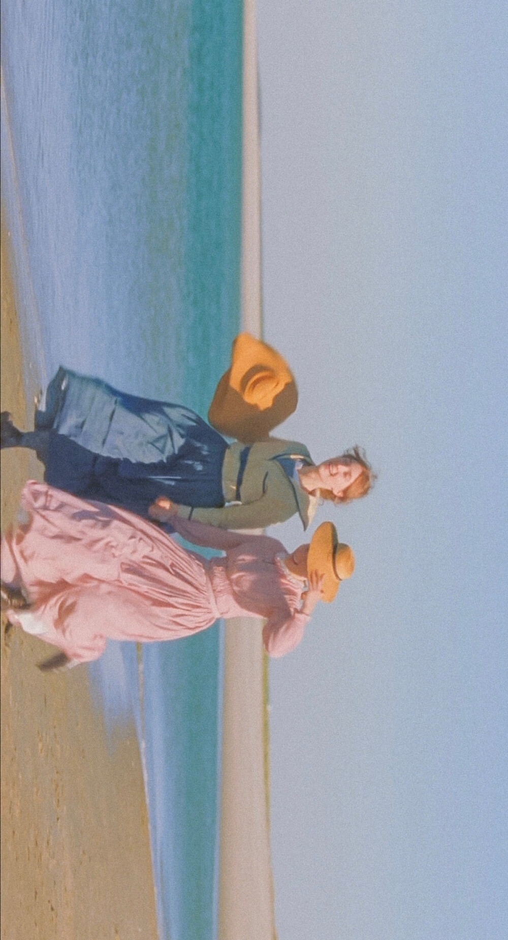 ᵀʰᵉ ʷᵒʳˡᵈ ⁱˢ ᵗᵒᵒ ⁿᵒⁱˢʸ. ᵀᵃᵏᵉ ᶜᵃʳᵉ ᵒᶠ ʸᵒᵘʳˢᵉˡᶠ
这世界太吵闹，你要把自己照顾好。 ​​​
人物壁纸/锁屏壁纸/电影截图