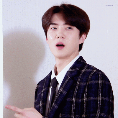 吴世勋gif