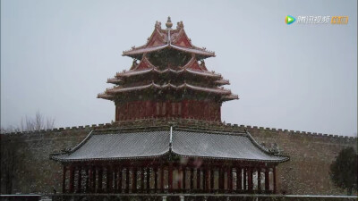 原来年少情深
也可以走到相看两厌