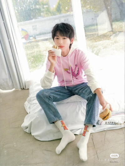 宋亚轩壁纸❤️❤️❤️
