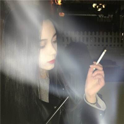 酷酷女生头像