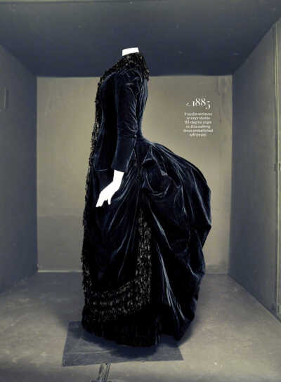 US Vogue May 2020 美国版《Vogue》五月刊
Met Gala专题时装片 “Once Upon A Time In Fashion”
造型：Grace Coddington
摄影：Annie Leibovitz
[weibo@小象王国]