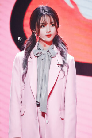 杨超越♡

超越妹妹☆