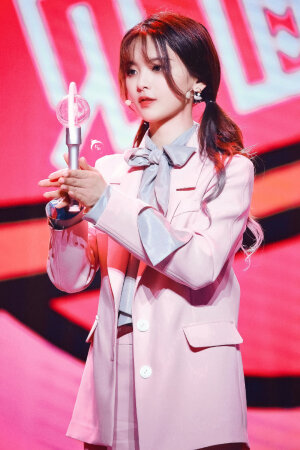 杨超越♡

超越妹妹☆