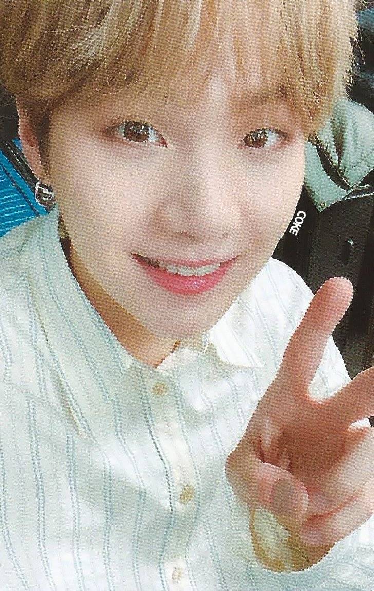 防弹少年团BTS限定巡演米棒小卡扫图