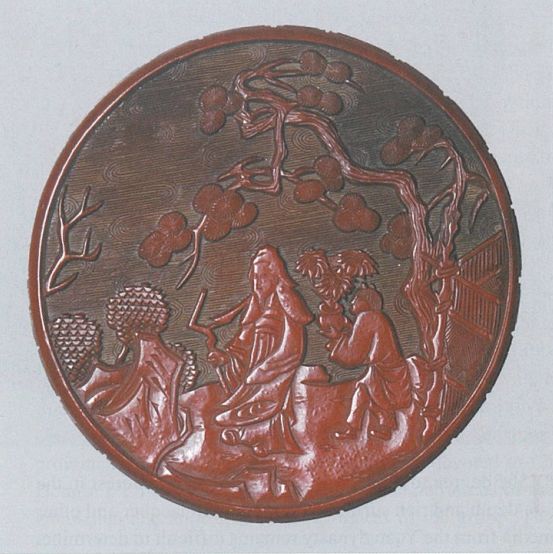 元代 剔红东篱赏菊漆盒
上海任氏家族墓出土
上海博物馆藏
2017年3月刊《漆器审美：蒙古统治下的汉族传统》
