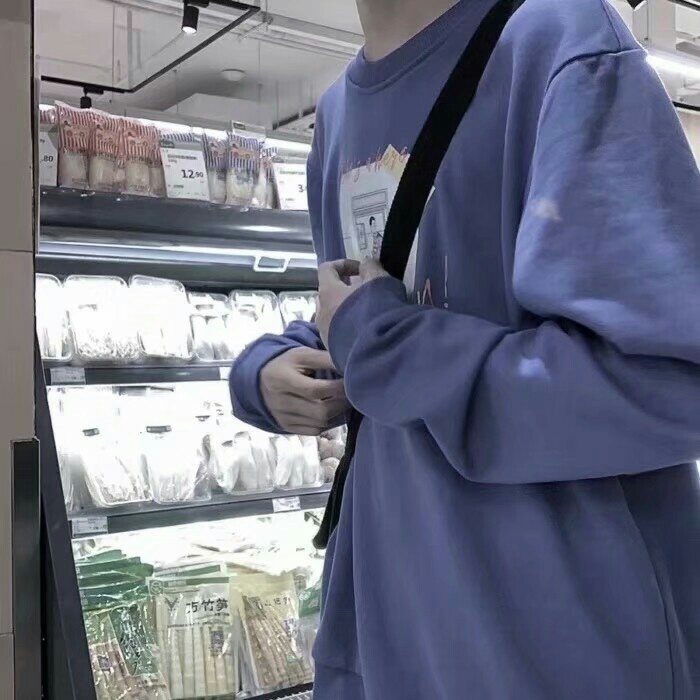 优质头像/白/抱图自取.(ξっ´ω`c)