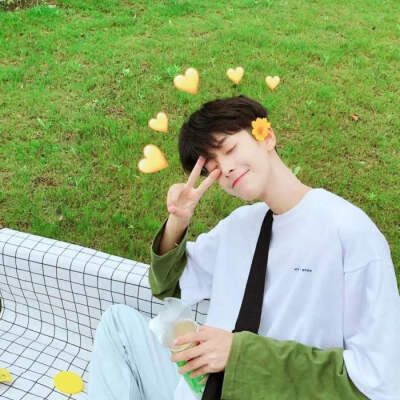 优质头像/白/抱图自取.(ξっ´ω`c)