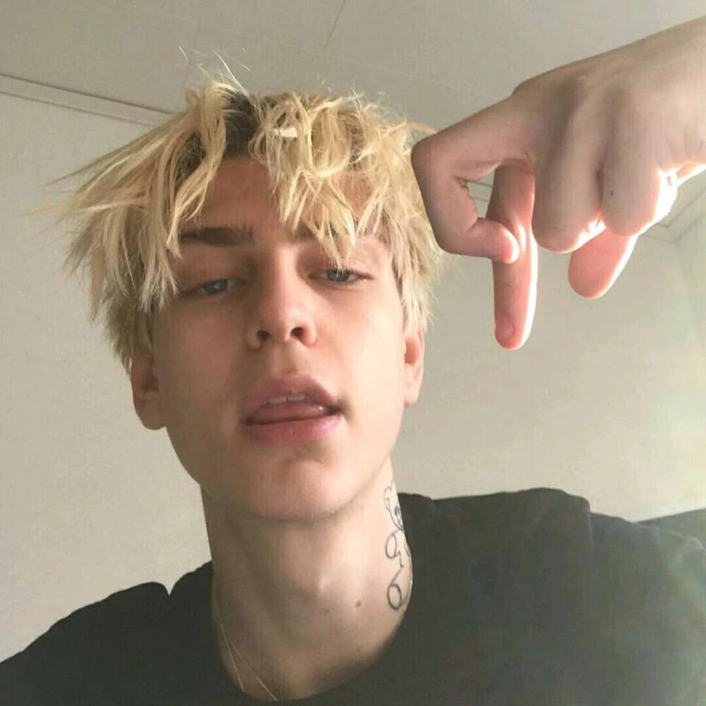 男生头像欧美头像半身头像ins