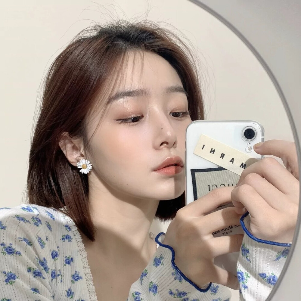 成熟御姐闺蜜女头