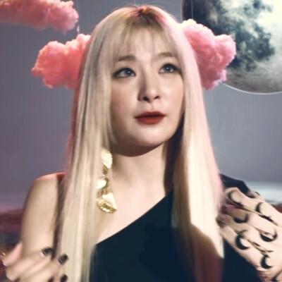 暧昧的让人窒息，这就是我们的默契。
原暗杀局