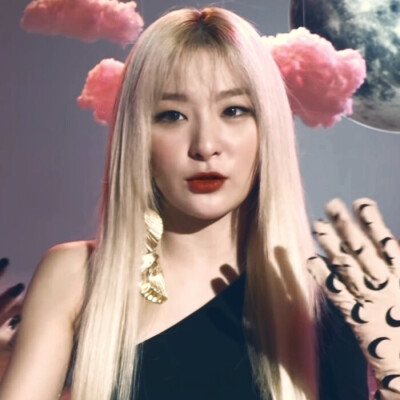 暧昧的让人窒息，这就是我们的默契。
原暗杀局