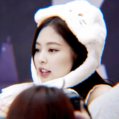 星星坠落之前可能也曾试图呼救
原余慧