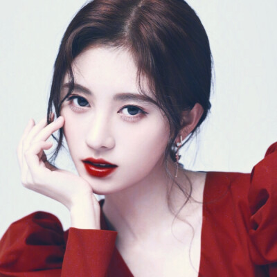 从小被一群怪物培养成新的怪物，你还指望我什么呢