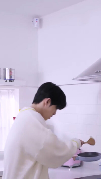 SEVENTEEN home特别版mv自截（自制壁纸，禁二改二传）