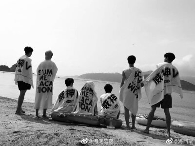 威神V
全员
钱锟（KUN）李永钦（TEN）肖俊（XIAOJUN）
黄冠亨（HENDERY）黄旭熙（LUCAS）
董思成（WinWin）刘扬扬（YANGYANG）