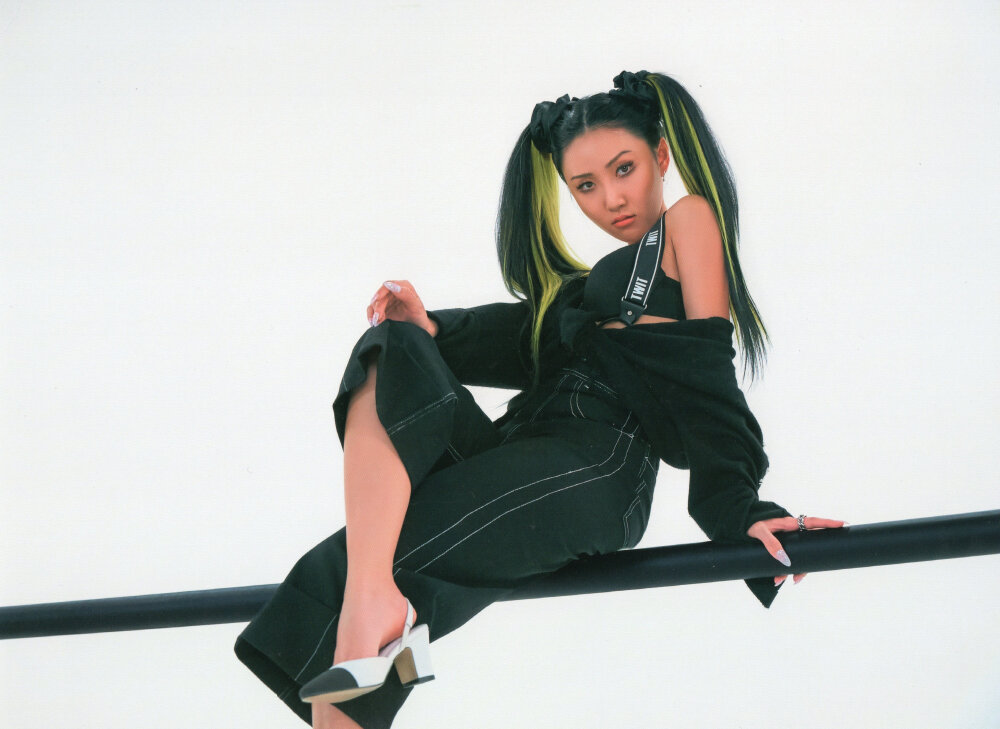 华莎 黑金 安惠真 Mamamoo