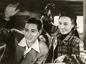 金焰 白杨
1947年中电二厂《乘龙快婿》剧照