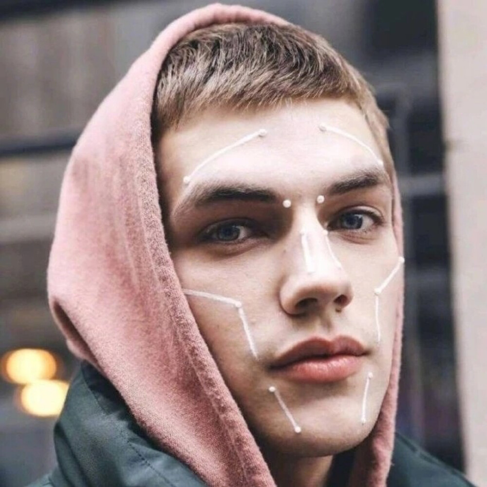 那种想放弃还爱着的滋味太磨人
男生头像/黑色暗黑系/部位头像
朋友圈文案/欧美头像/手控ins