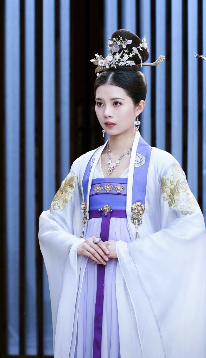 唐砖
苏婉
丁可