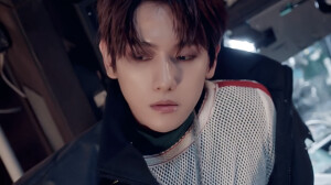 边伯贤素材/看简介