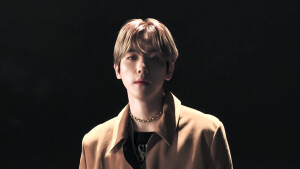 边伯贤素材/看简介