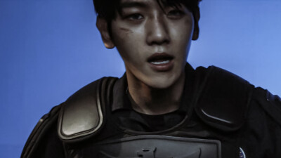 边伯贤素材/看简介