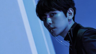 边伯贤素材/看简介