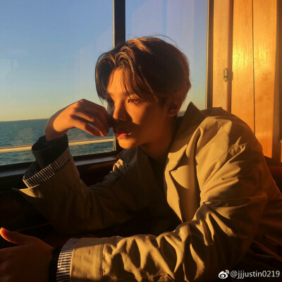 黄明昊 小可爱 张艺兴 程潇 