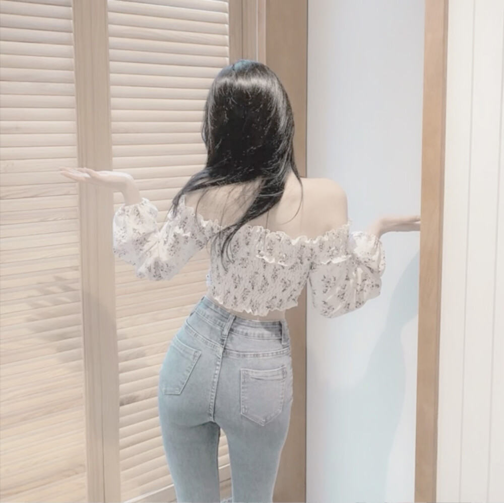 自截自调浅色御头 图源大部分都是ks 侵权会删 风格不变 一直都是御姐