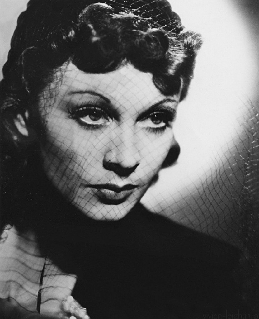 Vivien leigh 电影《牛津风云》剧照 ​​​