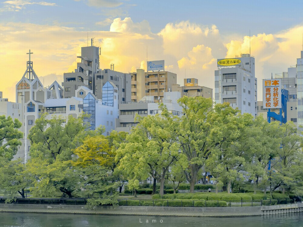 生活本身的模样，会顺着你的选择生长.
向着未来进发吧！加油陌生人！