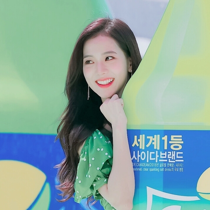 雪碧系类闺蜜四人头像