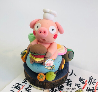 【萌动物】超级爱吃的小猪大厨