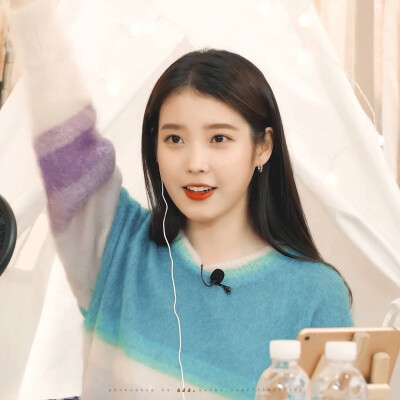 IU | IU的宅家Signal
cr:阿橘橘酱哒