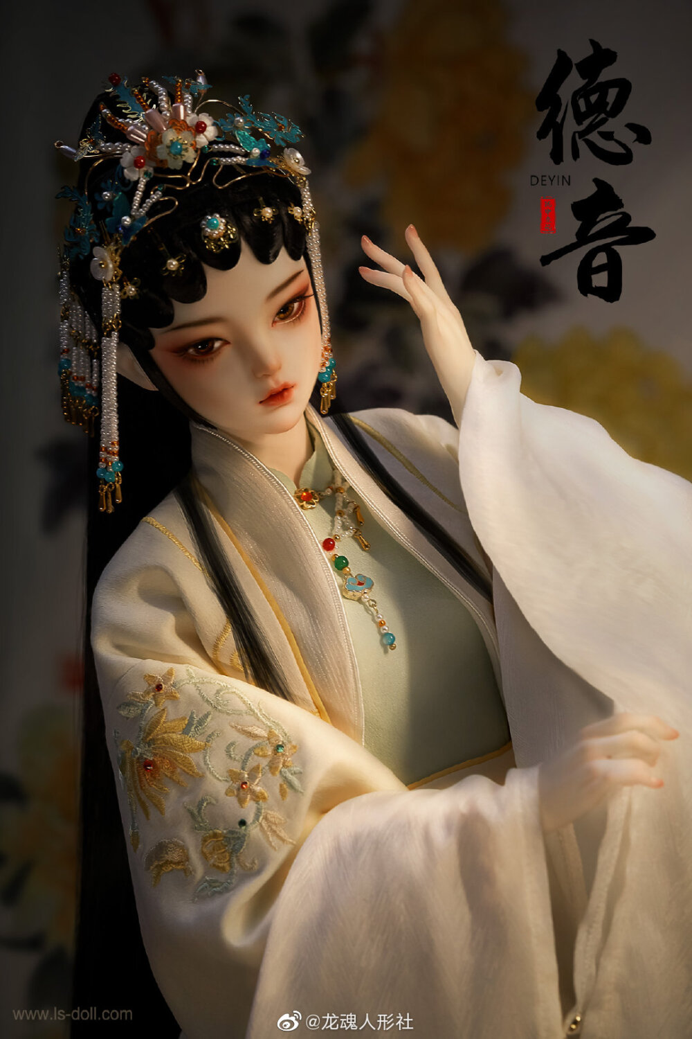 #龙魂# #陇中杂记# #德音#
图源微博:龙魂人形社
