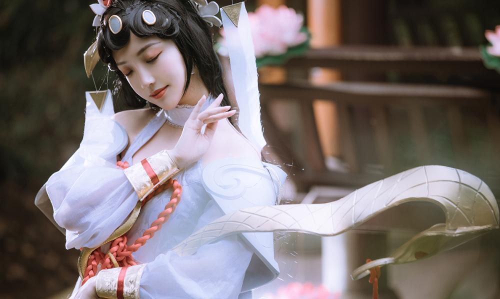 绝美大乔小乔COS 王者荣耀cosplay
小乔coser：小陆离
大乔coser：临界十缨