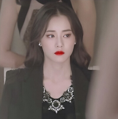 柴碧云
©®林绘