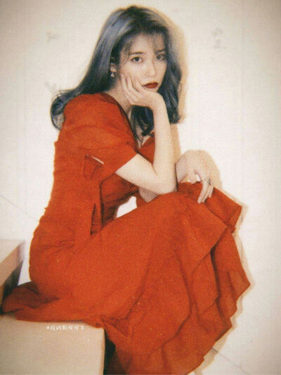 IU 壁纸